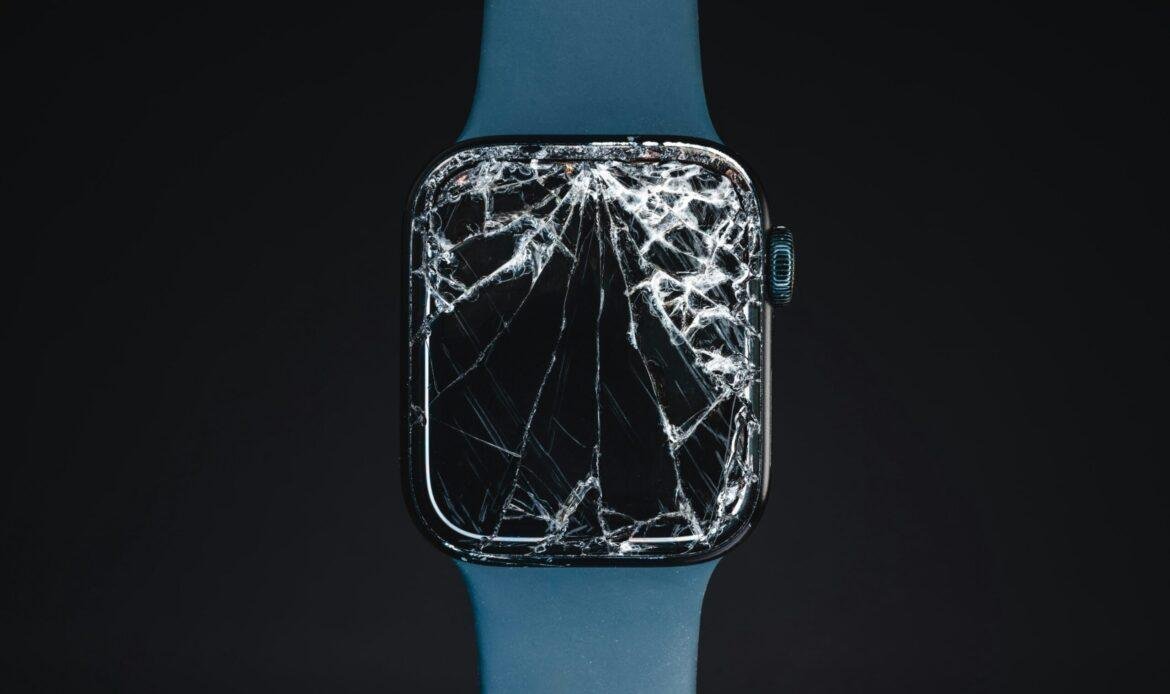 crack smartwatch